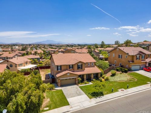 9334 Dauchy Ave, Riverside, CA 92508-9324