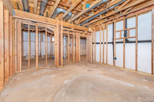 27 Nathan Dr, Old Bridge NJ  08857-2789 exterior