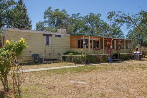 51655 Wildmint Ln, Orange Cove CA  93675-9693 exterior