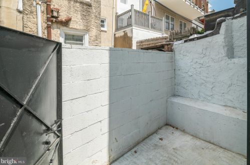 1311 Christian St, Philadelphia PA  19147-3610 exterior