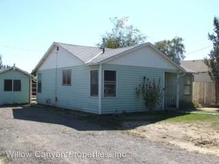 585 1st St, Metolius OR  97741-1203 exterior