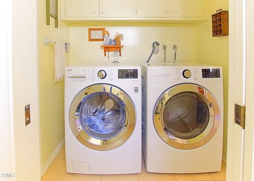 1966 Patricia St, Oxnard CA 93036-2721 exterior