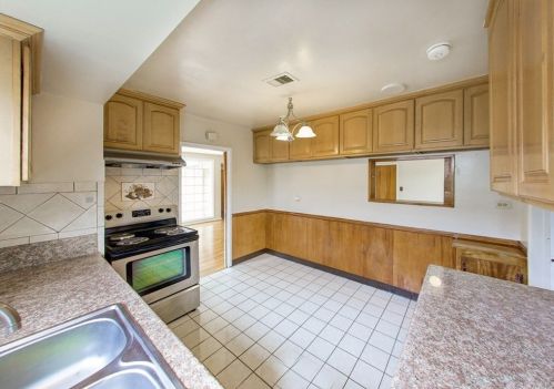 12309 Freeman Ave, Hawthorne CA  90250-0873 exterior