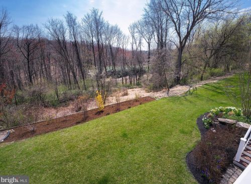 226 Valley Ridge Rd, Haverford PA  19041-2029 exterior