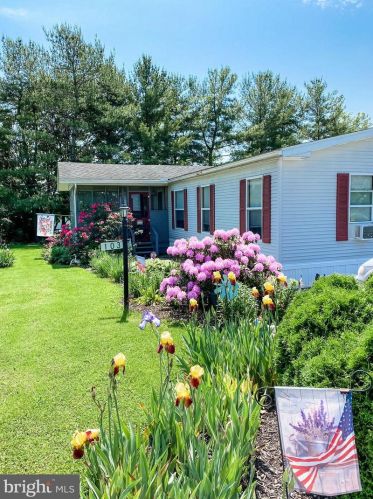 70 Mount Rock Rd, Lees Cross Roads, PA 17257-8703