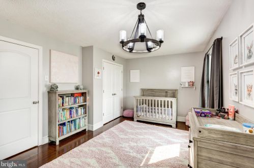 1030 Littlestown Rd, Littlestown PA 17340-9442 exterior