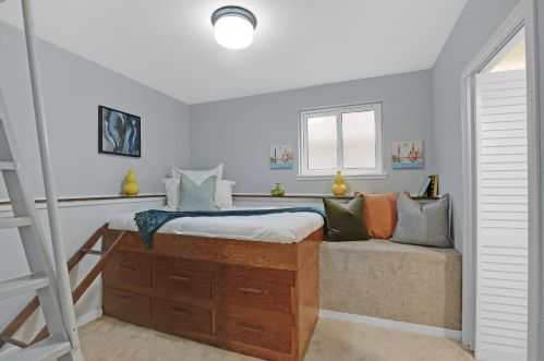 549 Acacia Ave, San Bruno CA  94066-4221 exterior