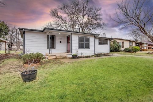 3759 Kris St, Fort Worth, TX 76180-1509