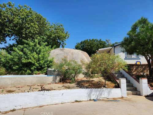 415 Shawnee Rd, Perris CA  92570-1737 exterior