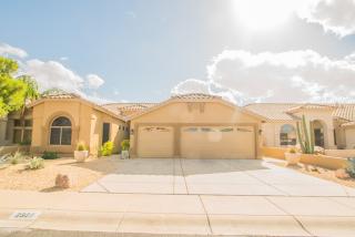 2327 Amber Ln, Gilbert, AZ 85296-2121