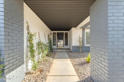 2236 Tanque Verde Dr, Chandler, AZ 85224-8373