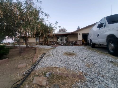 16295 Puesta Del Sol Dr, Victorville, CA 92394-1441