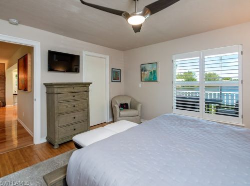 9027 Mockingbird Dr, Sanibel FL  33957-3609 exterior