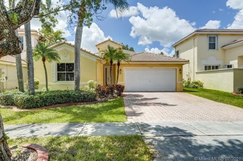 13116 31st St, Hollywood, FL 33027-3839