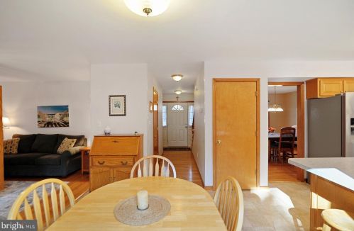 14 Huntington Cir, Dover DE  19904-9611 exterior