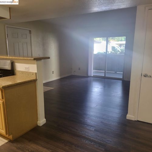 1241 Lakeview Cir, West Pittsburg, CA 94565-4250