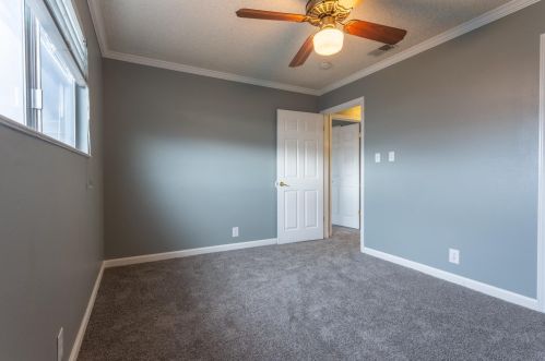 827 Grant Ave, Manteca CA  95336-3727 exterior