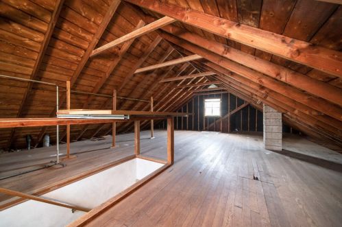 4612 Van Beck Ave, Milwaukee WI 53207-4458 exterior