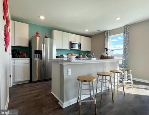 422 Grainery Way, Seaford DE  19973-7611 exterior