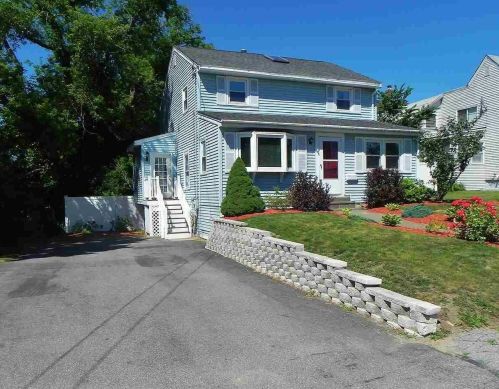 77 Arlington St, Nashua, NH 03060-4083