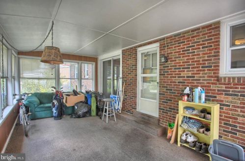 3000 Morningside Dr, Camp Hill PA  17011-5818 exterior