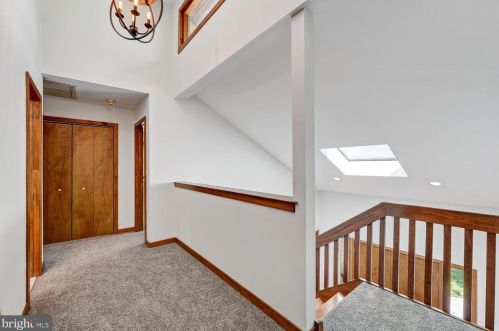 813 Marlboro Spring Rd, Kennett Sq PA  19348-1313 exterior