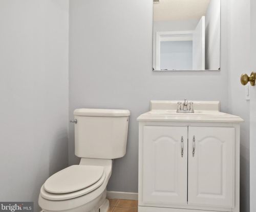 554 Hinckle Ave, Trenton NJ  08628-2805 exterior