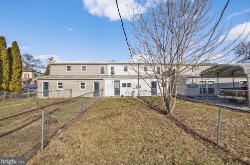 19 Kenneth Ave, Lees Cross Roads, PA 17257-9701