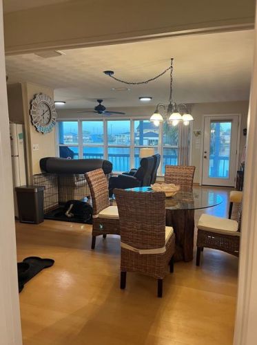 922 91st St, Galveston TX  77554-9148 exterior