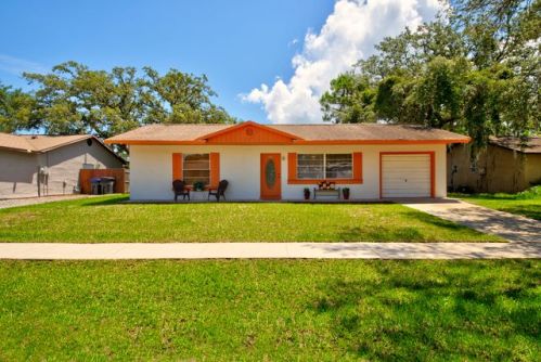1659 Valley Forge Dr, Titusville, FL 32796-1572