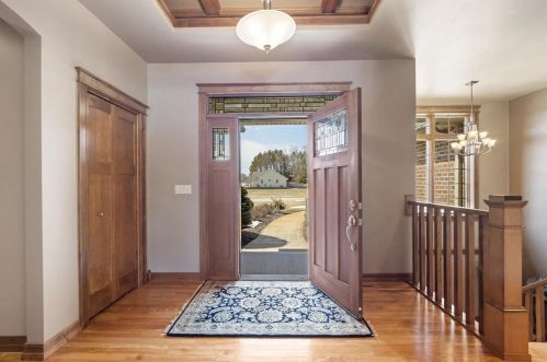4306 Thorn Hill Trl, Green Bay, WI 54313-8647