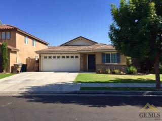 6609 Baykirk St, Bakersfield, CA 93313-5906