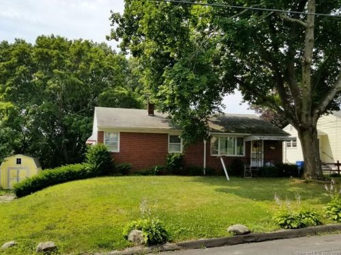 94 Hunthill Rd, Waterbury, CT 06705-3454