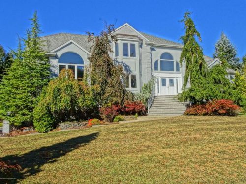 111 Valesi Dr, Morganville, NJ 07751-1066