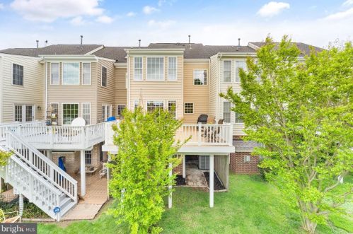 6352 Cullen Pl, Haymarket VA  20169-5400 exterior