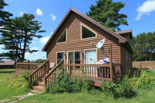 3508 Oxley Rd, Shady Grove, IA 50648-9506