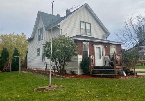 2418 State Ave, New Holstein, WI 53061-1042