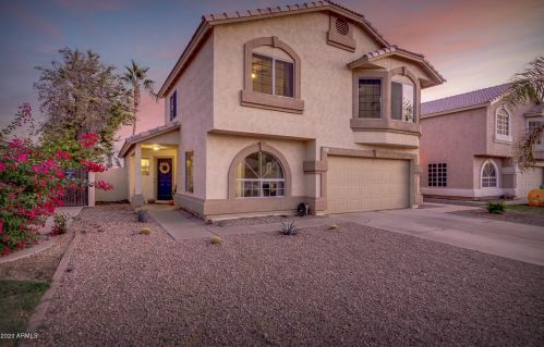7413 Milagro Ave, Mesa, AZ 85209-4880