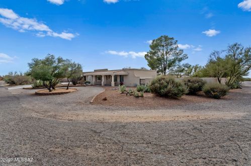 835 Calle Dadivoso, Tucson, AZ 85704-4705