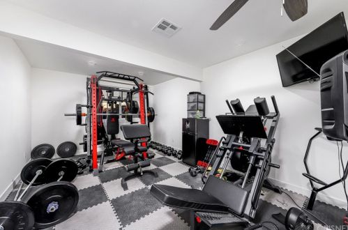 44502 Date Ave, Lancaster CA 93534-3515 exterior