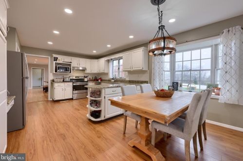 4 Pomo Ct, Siddonsburg PA  17019-9783 exterior