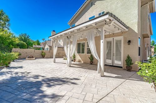 28342 Lorita Ln, Santa Clarita CA  91350-3211 exterior