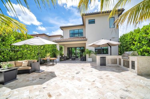 785 113th Ln, Hollywood, FL 33025