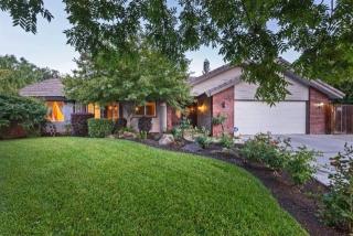 8481 Calaveras St, Fresno, CA 93711-6029