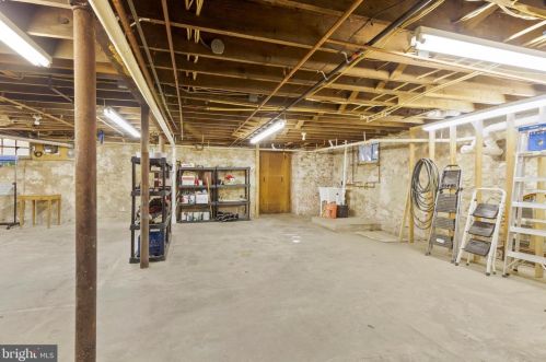 727 Baltimore Pike, Kennett Sq PA  19348-2405 exterior