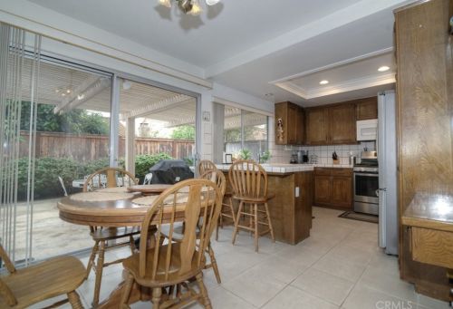 330 Pennsylvania Way, Placentia CA  92870-5030 exterior