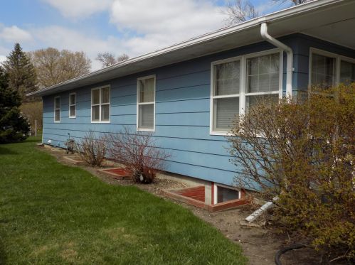 110 Anna St, Fairmont MN  56031-2530 exterior