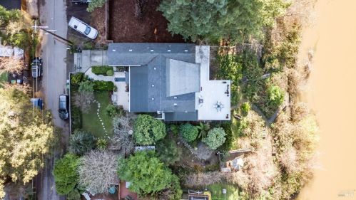 20310 Riv Blvd, Russian River CA  95462-9793 exterior