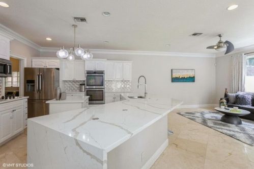 6678 Hannah Cv, West Palm Beach, FL 33411-6432