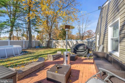 71 Harrington Cir, Willingboro NJ  08046-1823 exterior